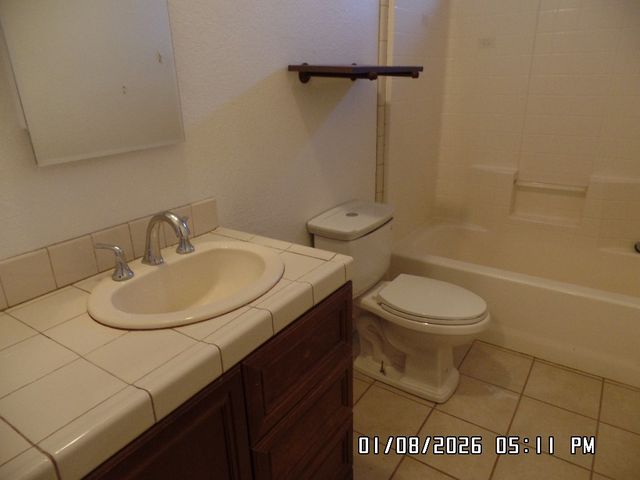 2756 E Calle Cedral, Kingman, AZ 86409