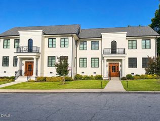 607 Smedes Place B, Raleigh, NC 27605