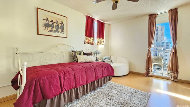 2452 Tusitala Street 1405, Honolulu, HI 96815