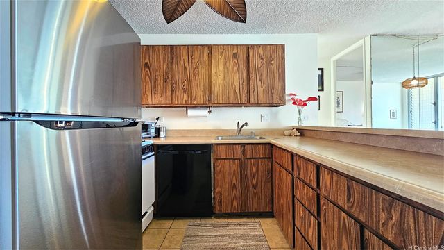 2452 Tusitala Street 1405, Honolulu, HI 96815