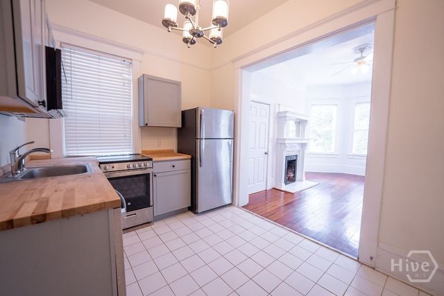 816 Drayton Street 2D, Savannah, GA 31401