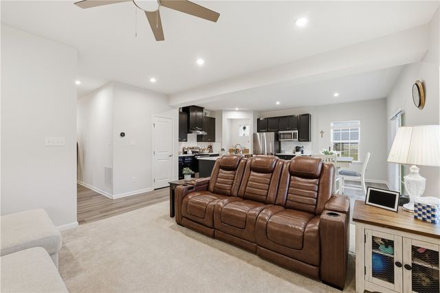 532 Blackrock Blvd, Adams Twp, PA 16046