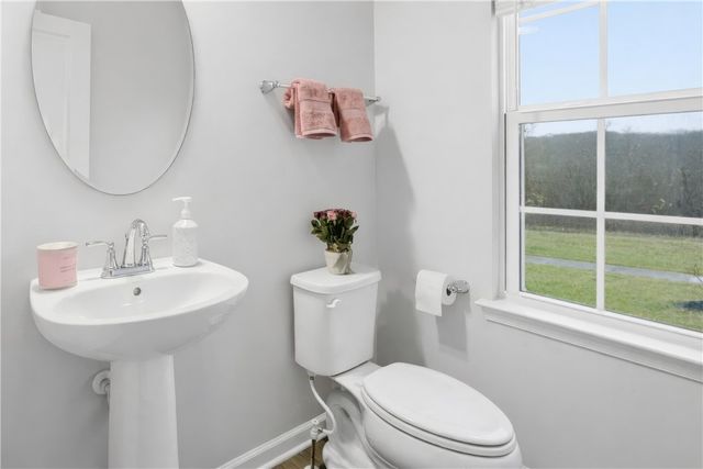 532 Blackrock Blvd, Adams Twp, PA 16046