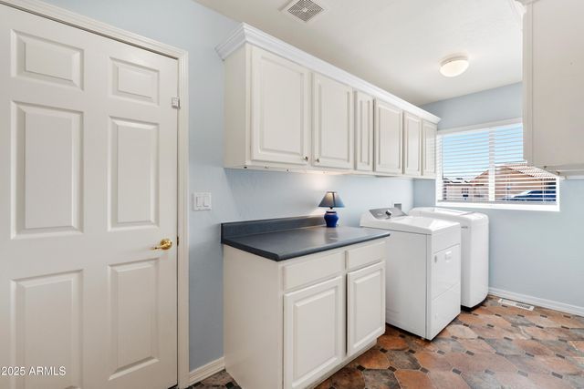 1550 N NEOGA Circle, Dewey, AZ 86327