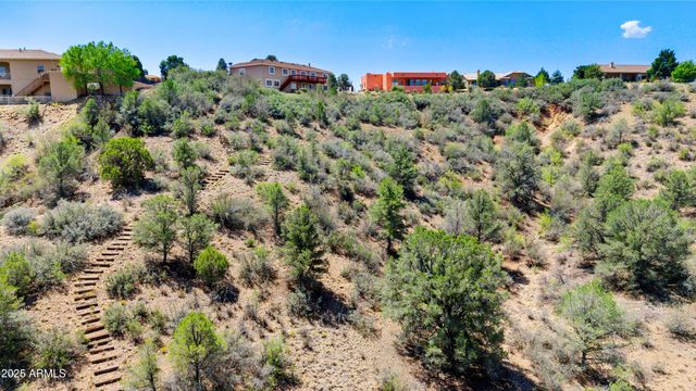 1550 N NEOGA Circle, Dewey, AZ 86327