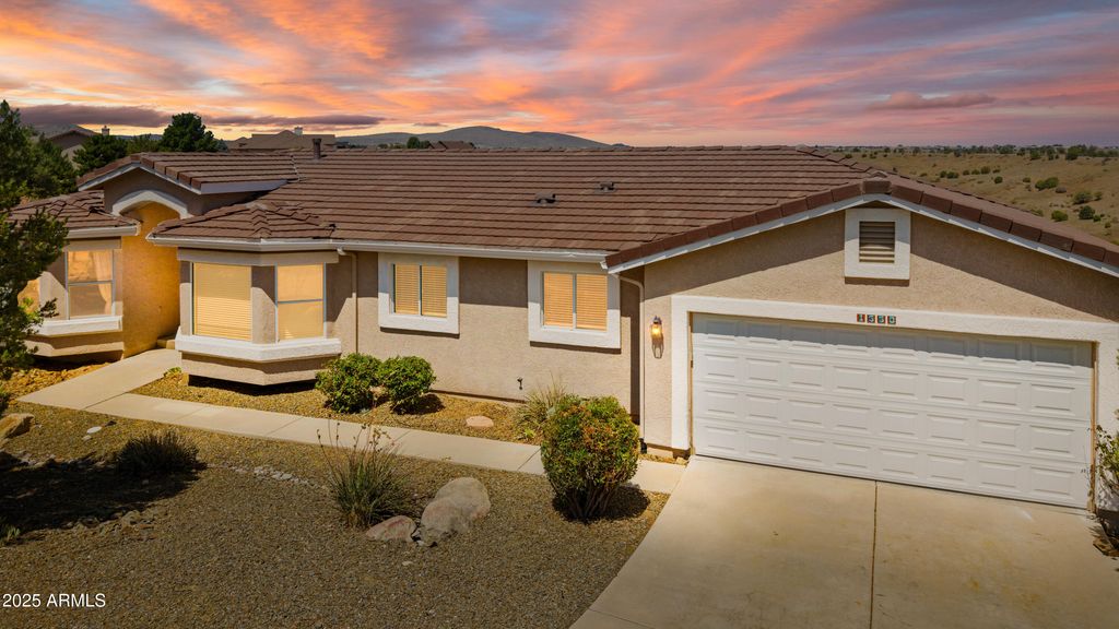 1550 N NEOGA Circle, Dewey, AZ 86327