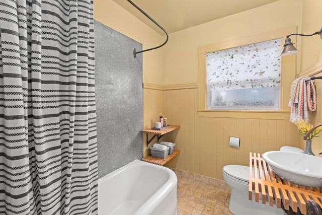 1809 Hopkins St, Berkeley, CA 94707