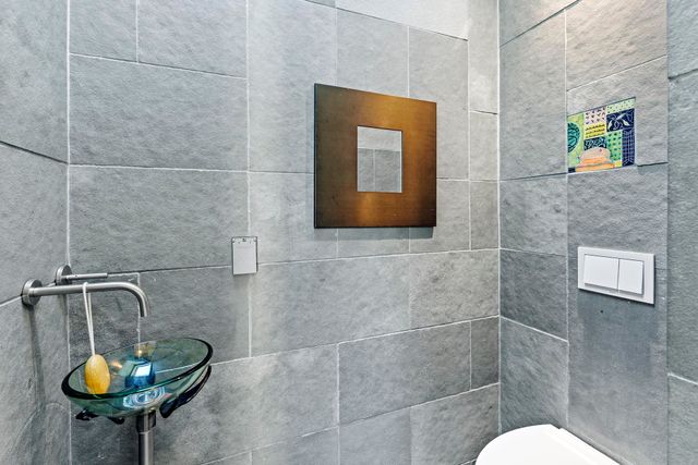 1809 Hopkins St, Berkeley, CA 94707