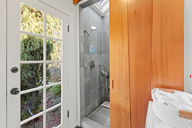 1809 Hopkins St, Berkeley, CA 94707