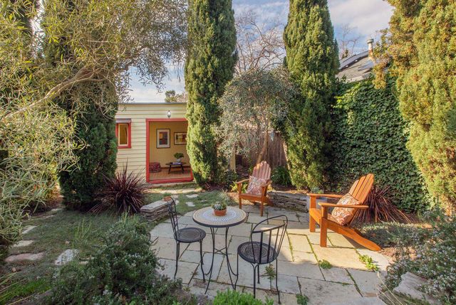 1809 Hopkins St, Berkeley, CA 94707