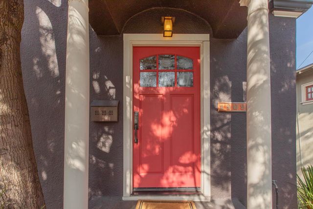 1809 Hopkins St, Berkeley, CA 94707