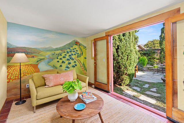 1809 Hopkins St, Berkeley, CA 94707