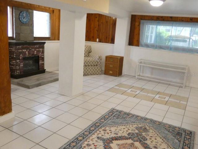 2215 S HUNT POINT, Crystal River, FL 34429