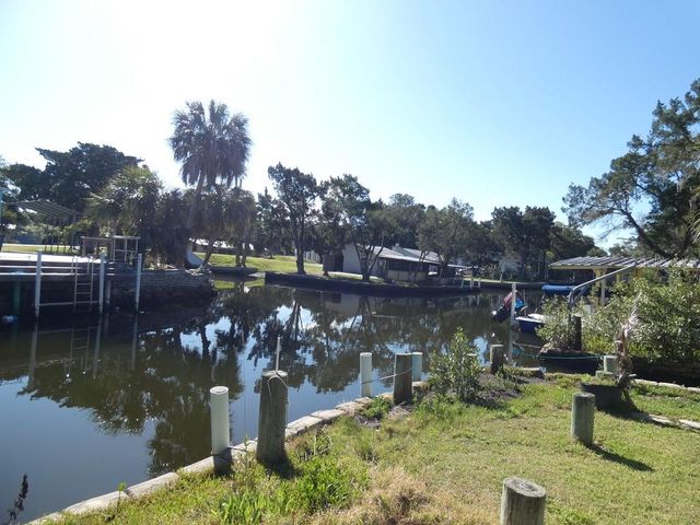 2215 S HUNT POINT, Crystal River, FL 34429