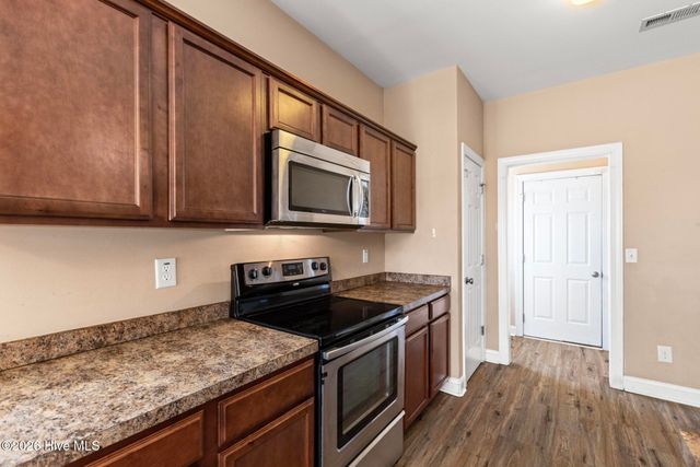 152 Hawks Point Road, Jacksonville, NC 28540