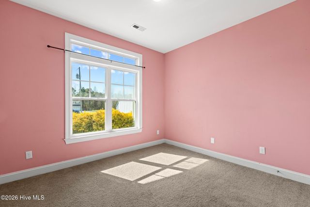 152 Hawks Point Road, Jacksonville, NC 28540