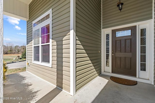 152 Hawks Point Road, Jacksonville, NC 28540