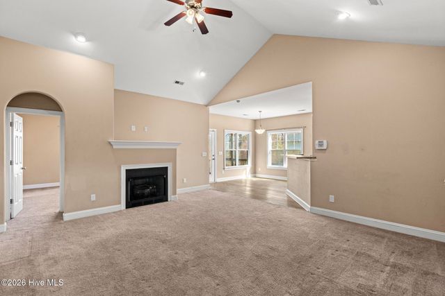 152 Hawks Point Road, Jacksonville, NC 28540