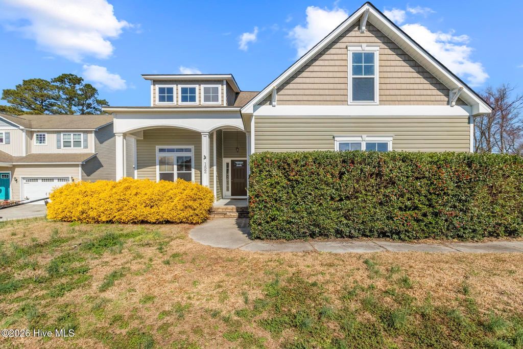 152 Hawks Point Road, Jacksonville, NC 28540