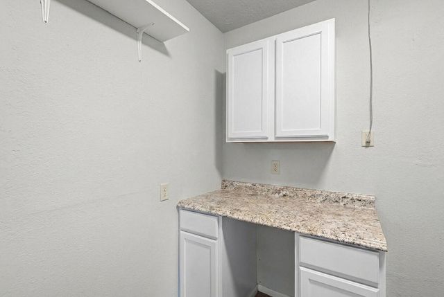 4712 Delamar Avenue NE, Albuquerque, NM 87110