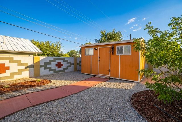4712 Delamar Avenue NE, Albuquerque, NM 87110