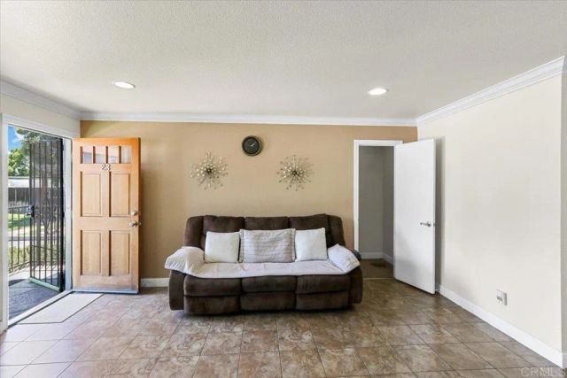 390 N 1st St 23, El Cajon, CA 92021