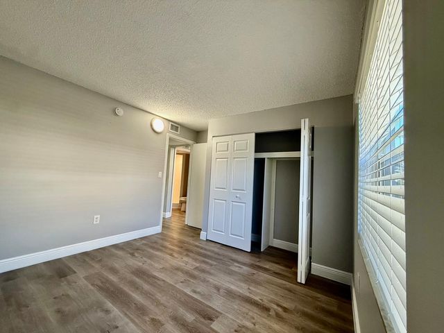 708 SW 81st Avenue 5a, North Lauderdale, FL 33068