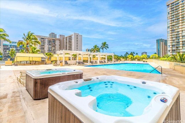 444 Niu Street 914, Honolulu, HI 96815