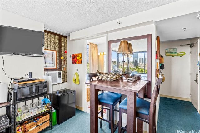 444 Niu Street 914, Honolulu, HI 96815