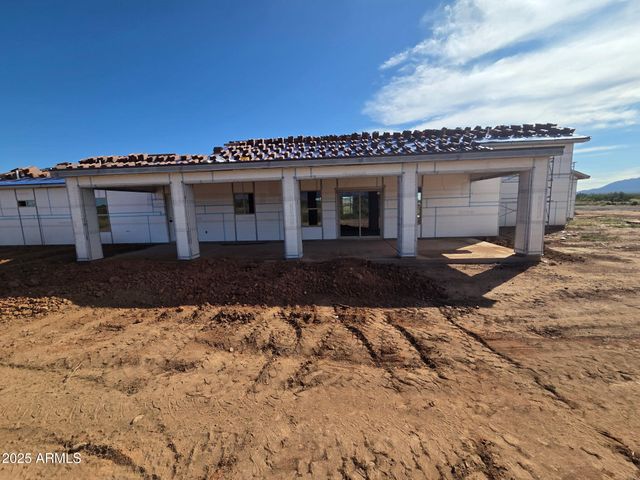 9413 S Caballero Loop, Hereford, AZ 85615
