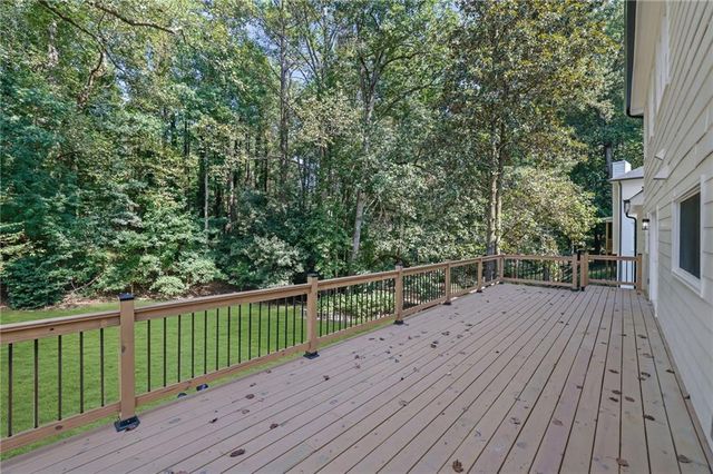 6040 Blackwater Trail, Sandy Springs, GA 30328