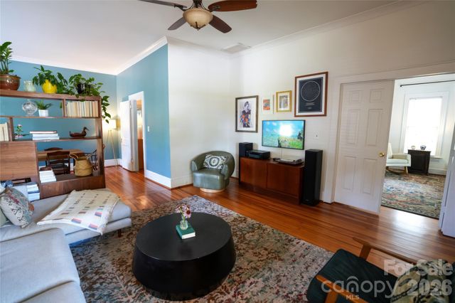 521 S York Street, Gastonia, NC 28052