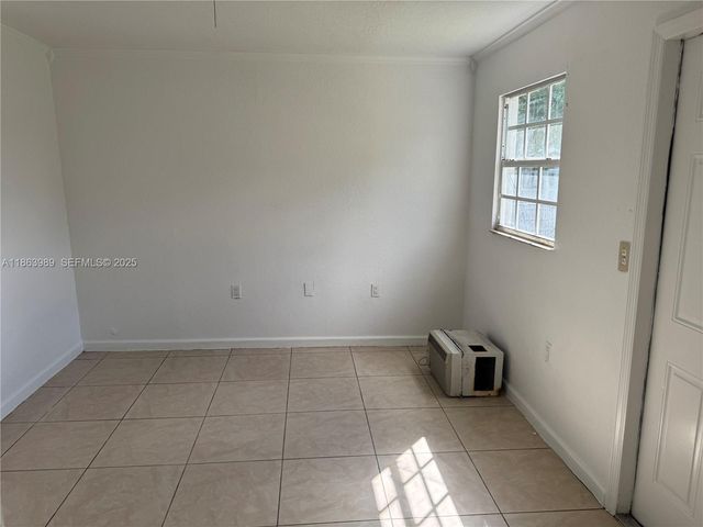 1178 NW 105th Terrace, Miami, FL 33150