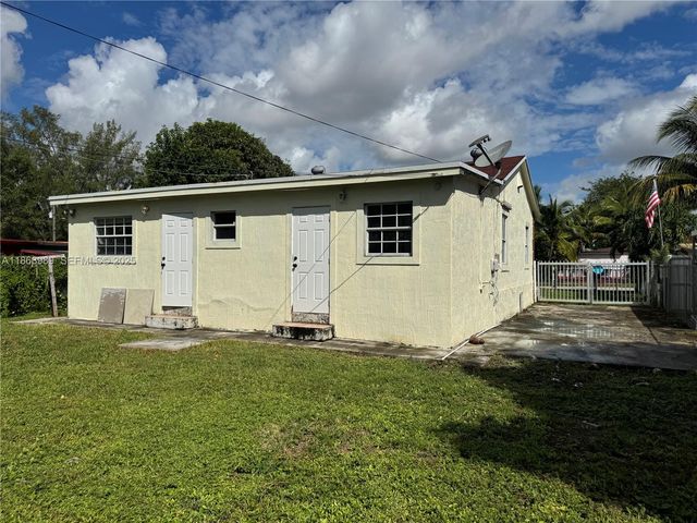1178 NW 105th Terrace, Miami, FL 33150