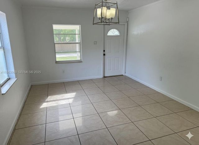 1178 NW 105th Terrace, Miami, FL 33150