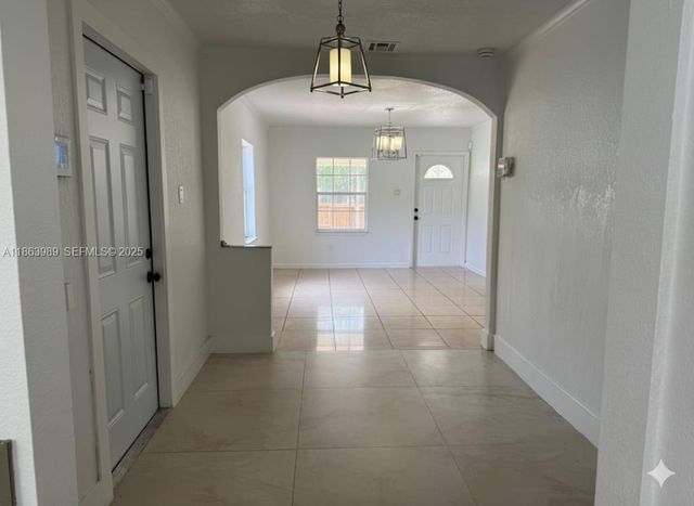 1178 NW 105th Terrace, Miami, FL 33150