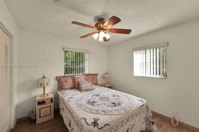 6141 Funston St, Hollywood, FL 33023