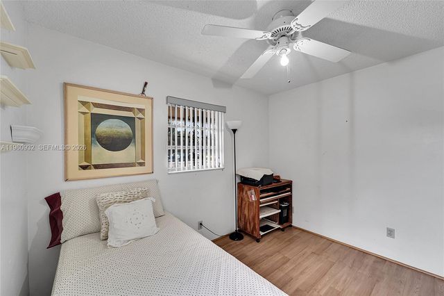 6141 Funston St, Hollywood, FL 33023