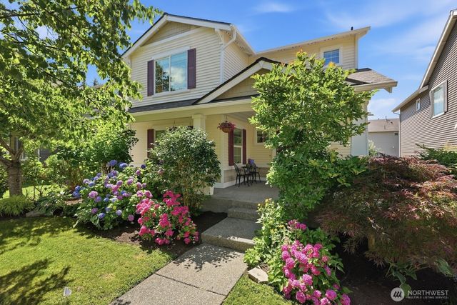 7021 Carmichael Avenue SE, Snoqualmie, WA 98065