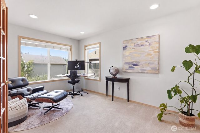 7021 Carmichael Avenue SE, Snoqualmie, WA 98065