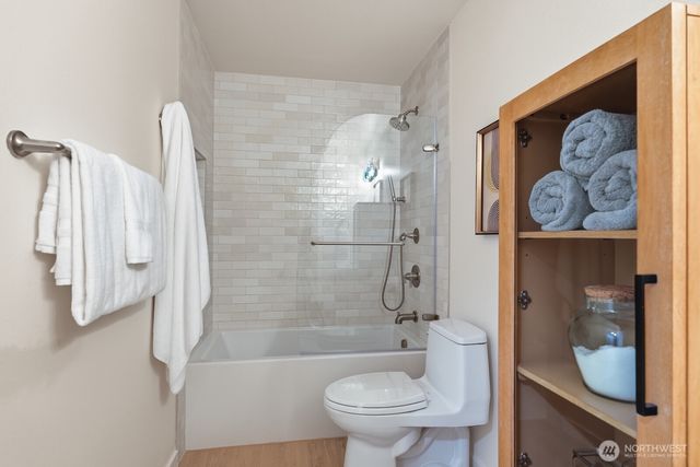 7021 Carmichael Avenue SE, Snoqualmie, WA 98065