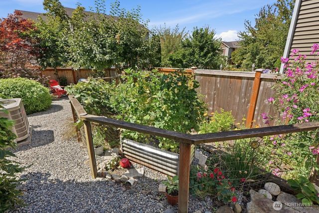 7021 Carmichael Avenue SE, Snoqualmie, WA 98065