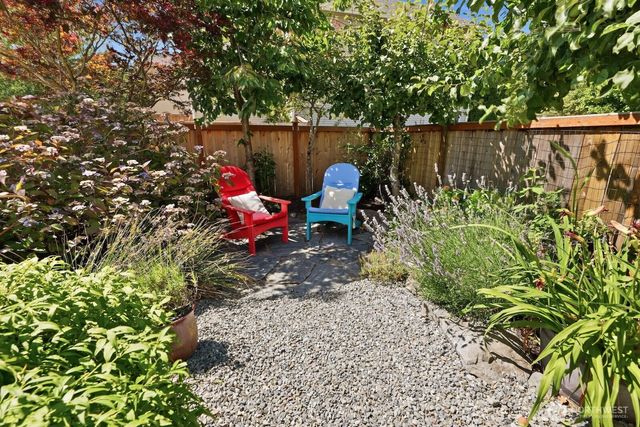 7021 Carmichael Avenue SE, Snoqualmie, WA 98065