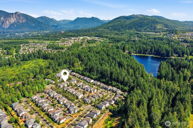 7021 Carmichael Avenue SE, Snoqualmie, WA 98065