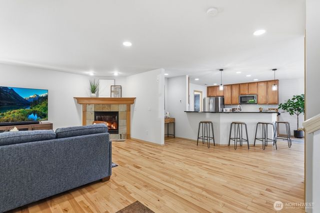 7021 Carmichael Avenue SE, Snoqualmie, WA 98065