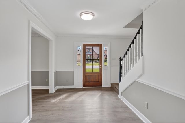 2243 W GLENALDEN DR, Germantown, TN 38139