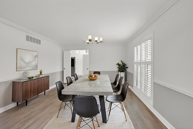 2243 W GLENALDEN DR, Germantown, TN 38139