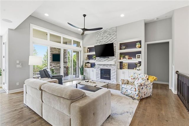 7511 N Gower Avenue, Kansas City, MO 64151