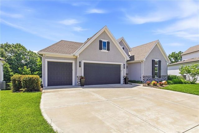 7511 N Gower Avenue, Kansas City, MO 64151