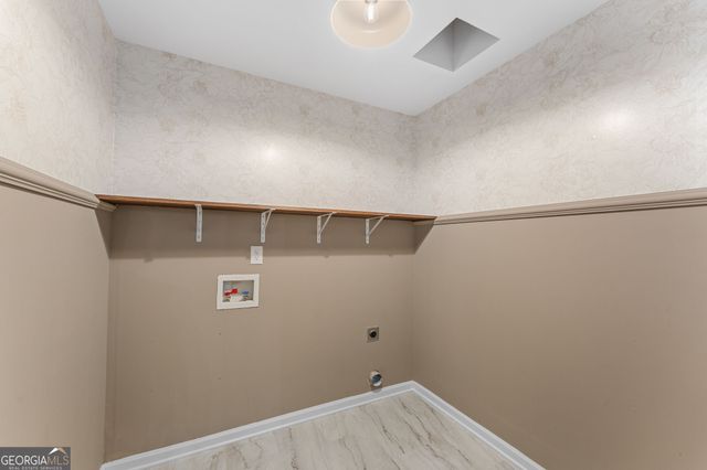 186 W Chestnut Way, Dallas, GA 30132